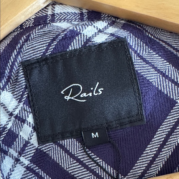 Rails Hunter Plaid Button Down Shirt Indigo Navy Rayon NWT Medium - Picture 7 of 8